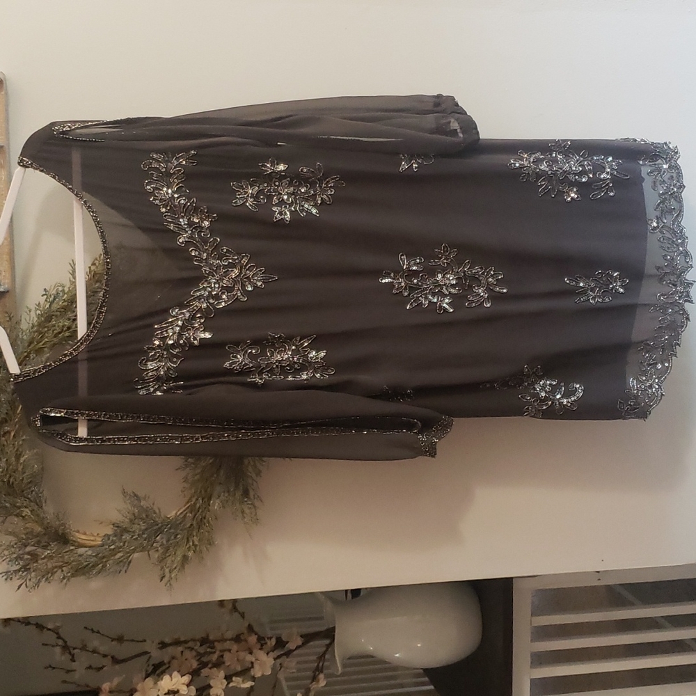 Jkara Dark Gray Beaded Dress Size 16 Formal